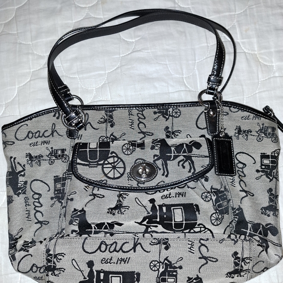 Authentic Coach Handbag - Picture 1 of 3